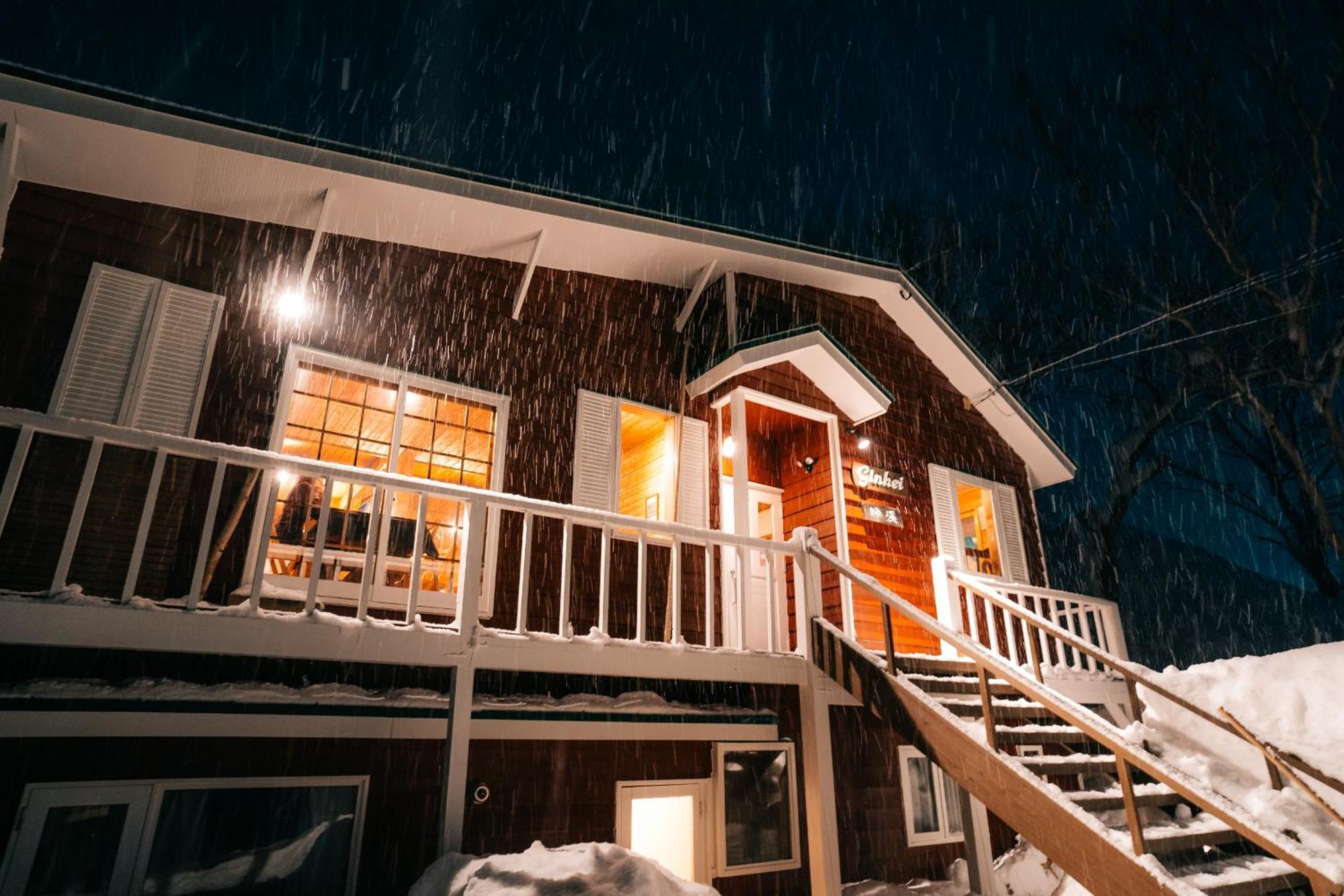 Alpenglow Lodges Ginkei Нисеко Екстериор снимка